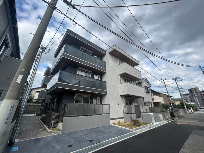 物件外観写真3　(外観写真)