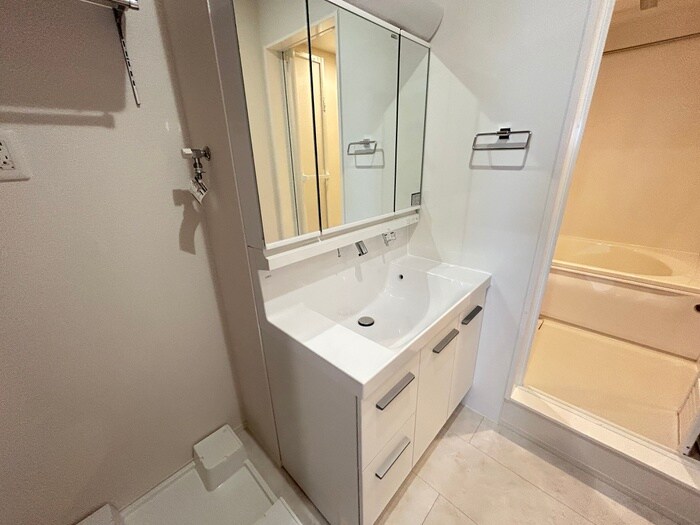 物件内観写真11　(洗面)