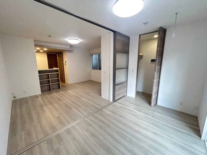 物件内観写真12　(居室)