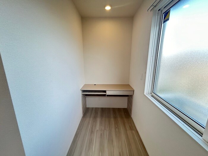 物件内観写真17　(居室)