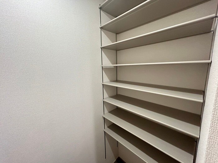 物件内観写真17　(靴箱)