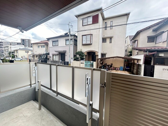 物件内観写真18　(室内からの展望)