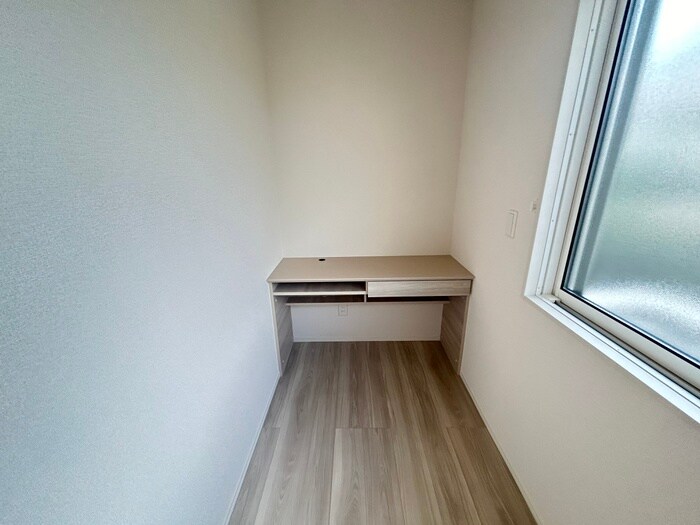 物件内観写真18　(居室)