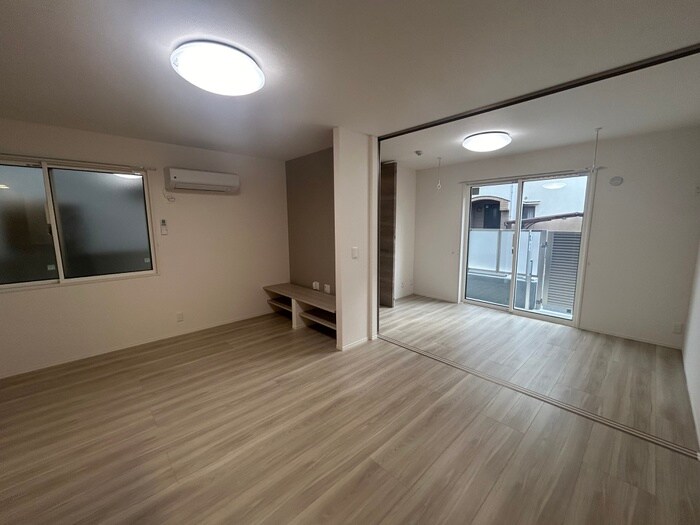 物件内観写真21　(居室)