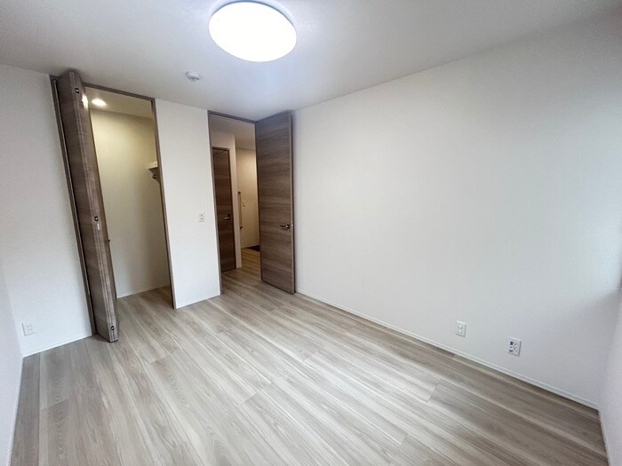 物件内観写真22　(居室)