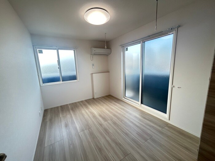 物件内観写真22　(居室)