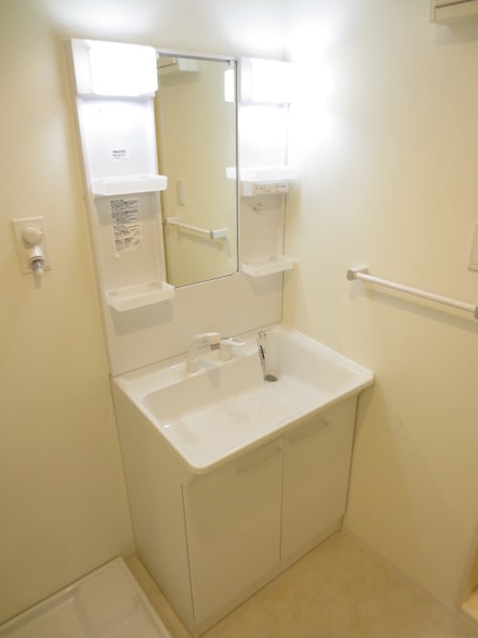 物件内観写真11　(洗面)