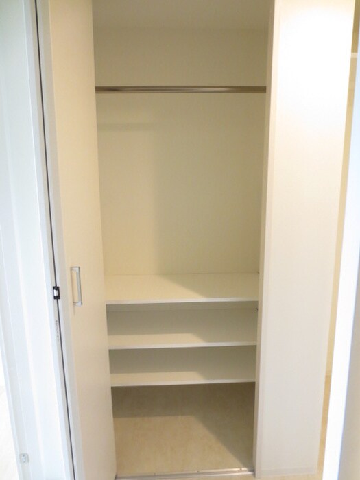 物件内観写真14　(収納)