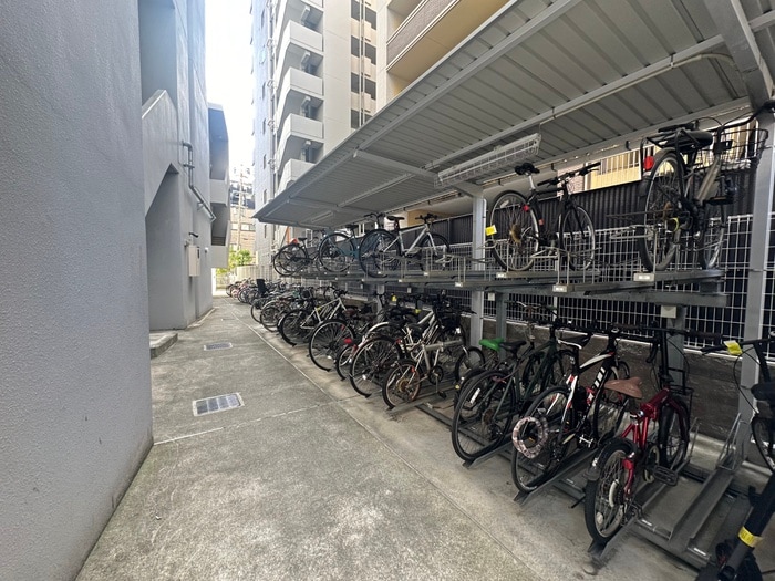 物件外観写真6　(駐輪場)