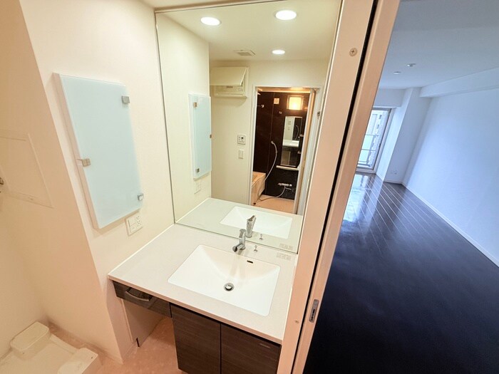 物件内観写真13　(洗面)