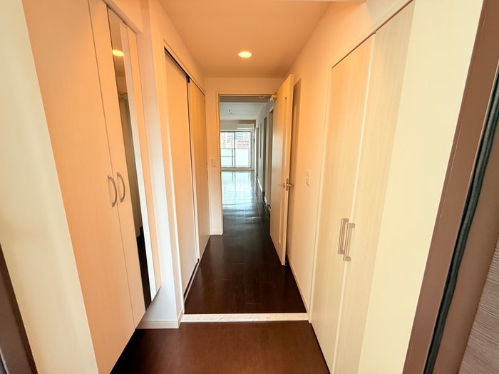 物件内観写真16　(廊下)