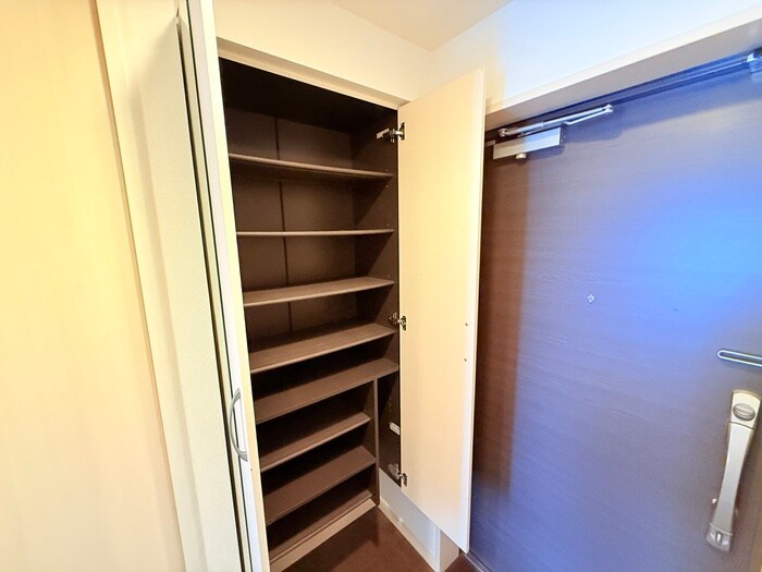 物件内観写真20　(靴箱)