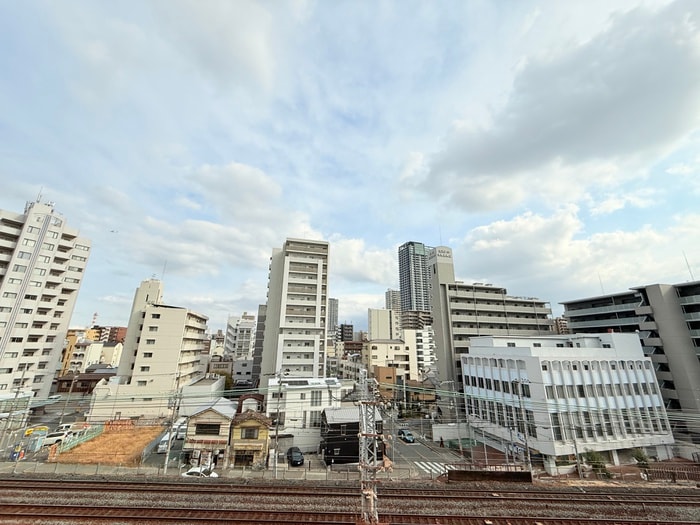 物件内観写真22　(室内からの展望)