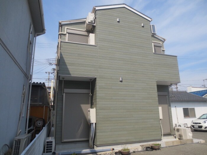 物件外観写真4　(建物設備)