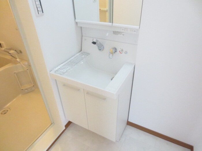 物件内観写真11　(洗面)