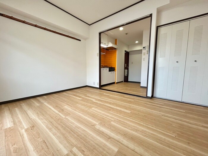 物件内観写真7　(居室)