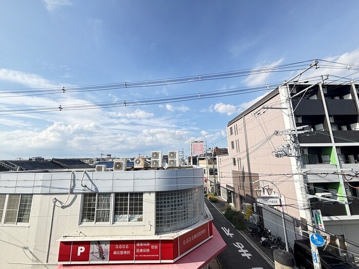 物件内観写真22　(室内からの展望)