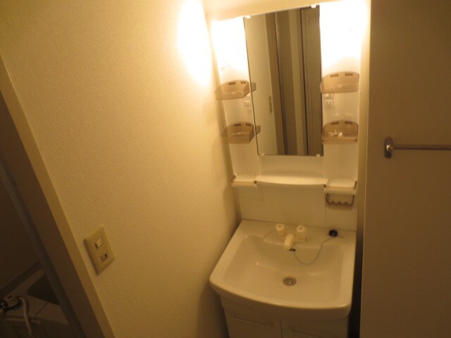 物件内観写真11　(洗面)