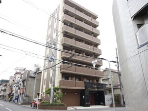 ﾗｲｼﾞﾝｸﾞｺ-ﾄ岸里玉出駅前(601)外観写真