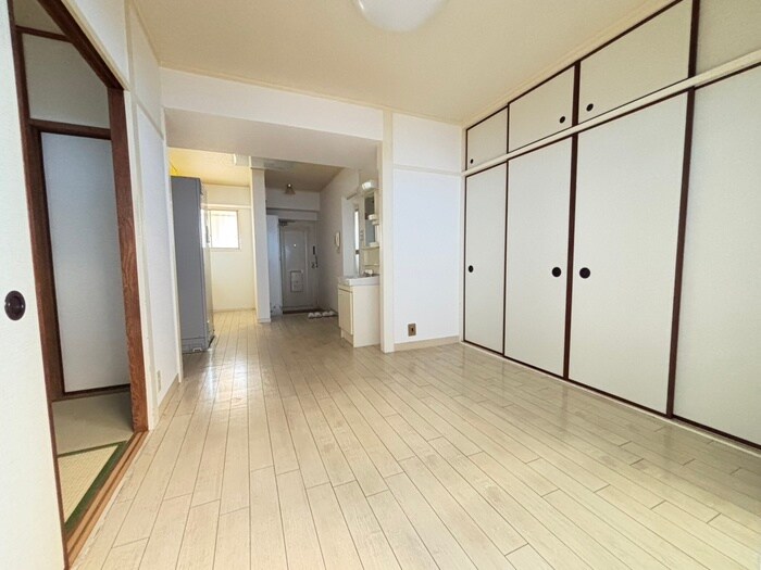 物件内観写真8　(居室)