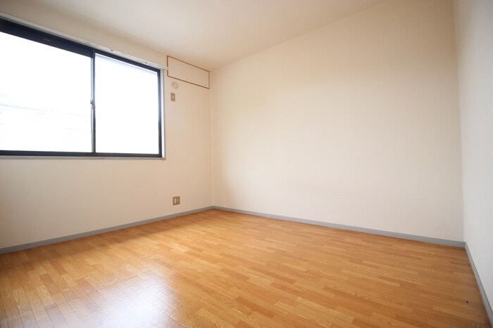 サングレ－ス北別府の居室