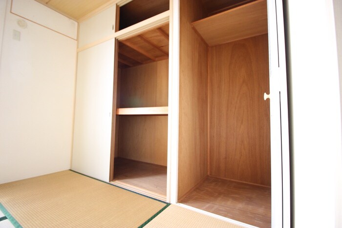 サングレ－ス北別府の収納