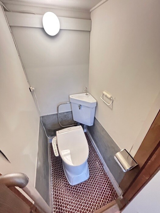 物件内観写真6　(トイレ)