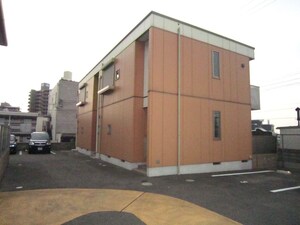 上野芝コ－ト外観写真
