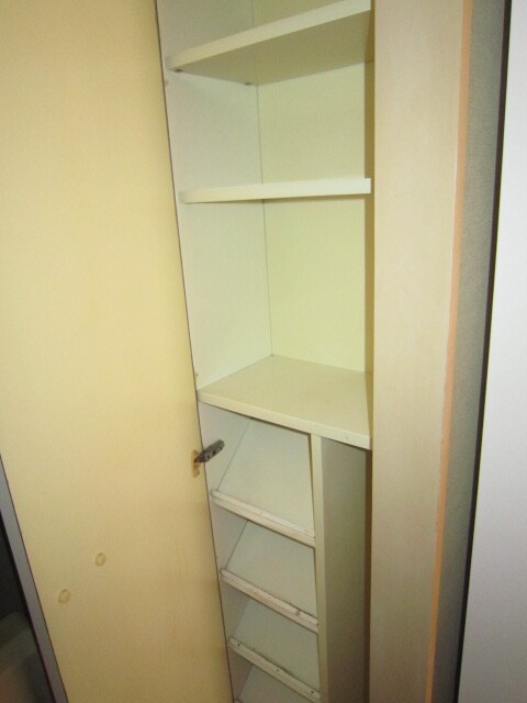 物件内観写真16　(靴箱)