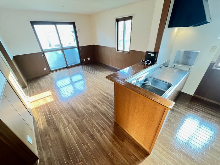 物件内観写真9　(居室)