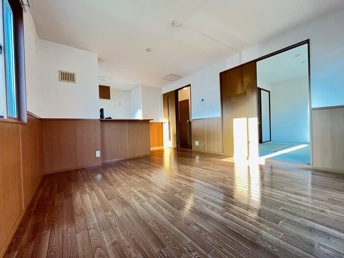 物件内観写真10　(居室)