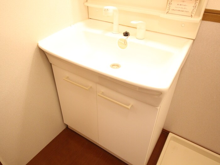 物件内観写真11　(洗面)