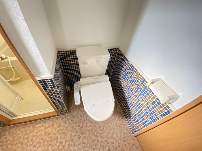 物件内観写真12　(トイレ)