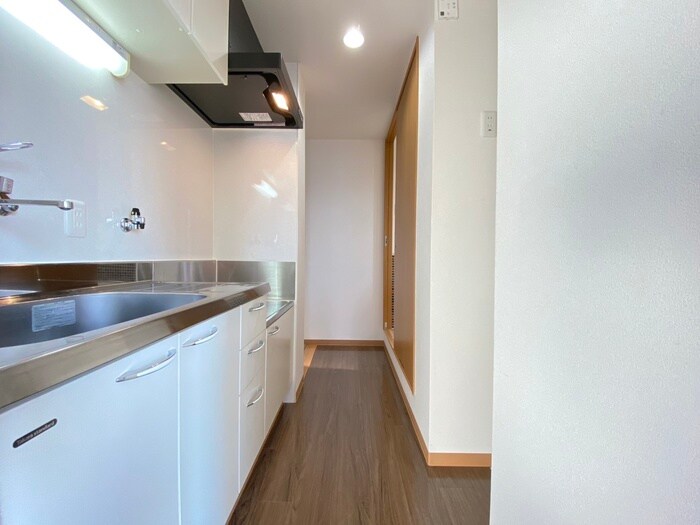 物件内観写真15　(廊下)