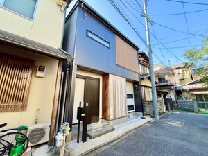 中村様円町の貸家外観写真