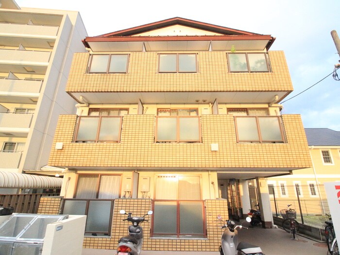 物件外観写真2　(外観写真)