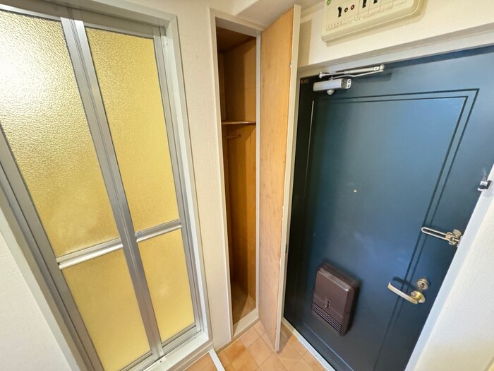 物件内観写真19　(靴箱)