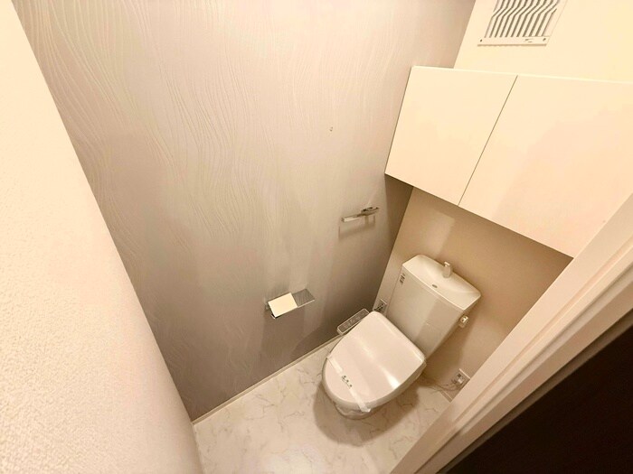 物件内観写真9　(トイレ)