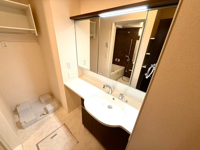 物件内観写真10　(洗面)