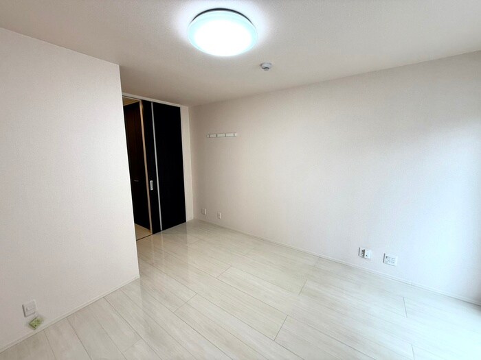 物件内観写真14　(居室)