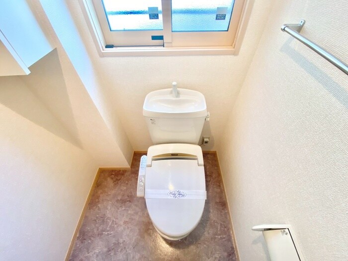 物件内観写真11　(トイレ)