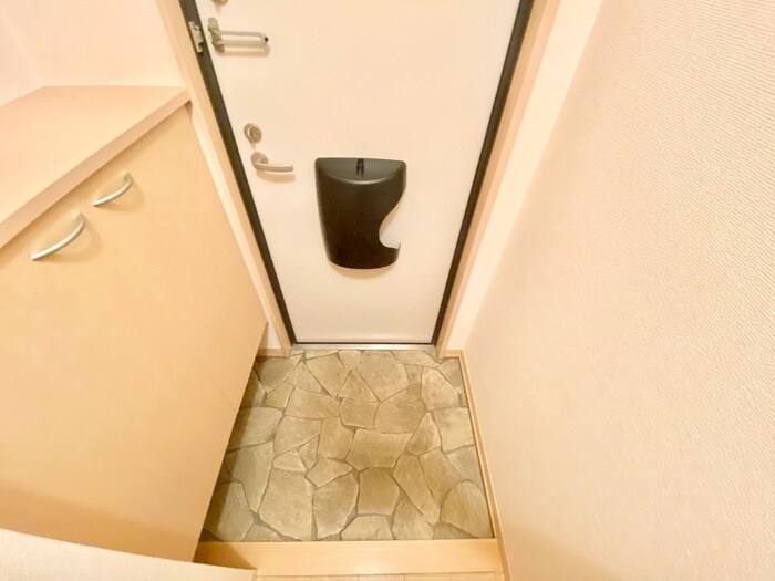 物件内観写真15　(玄関)