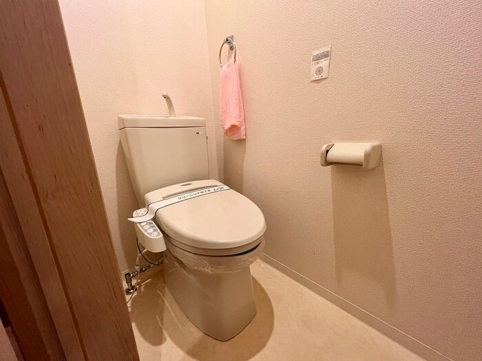 物件内観写真11　(トイレ)