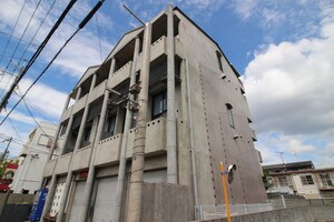 ＰＡＲＡＤＯＲ　ＰＯＰＯ外観写真