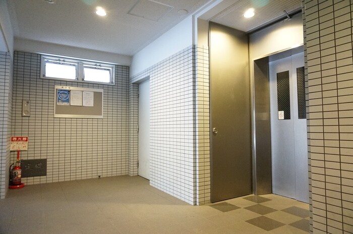 物件外観写真4　(建物設備)