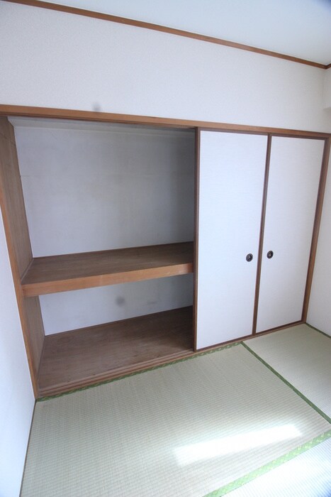 物件内観写真11　(収納)