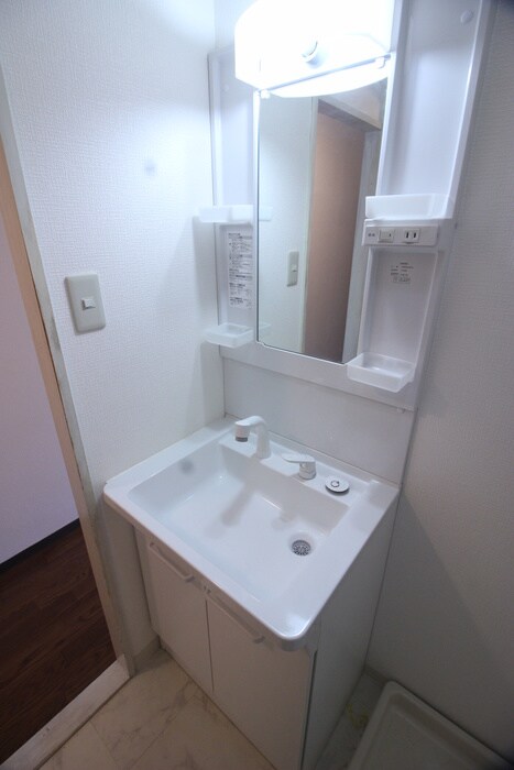 物件内観写真12　(洗面)