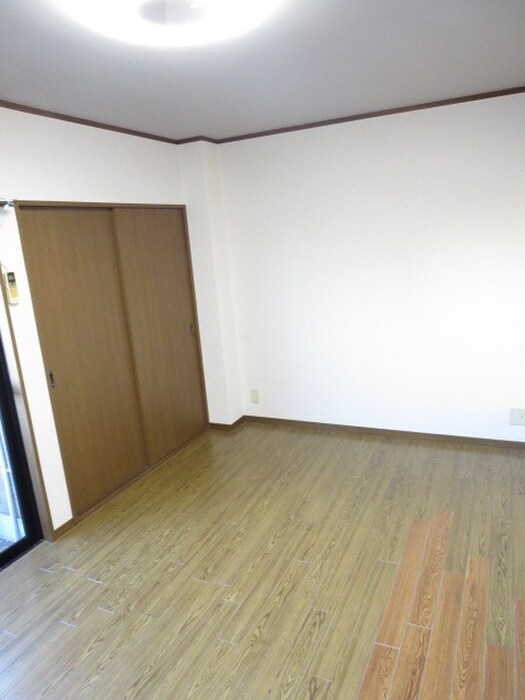 物件内観写真12　(居室)