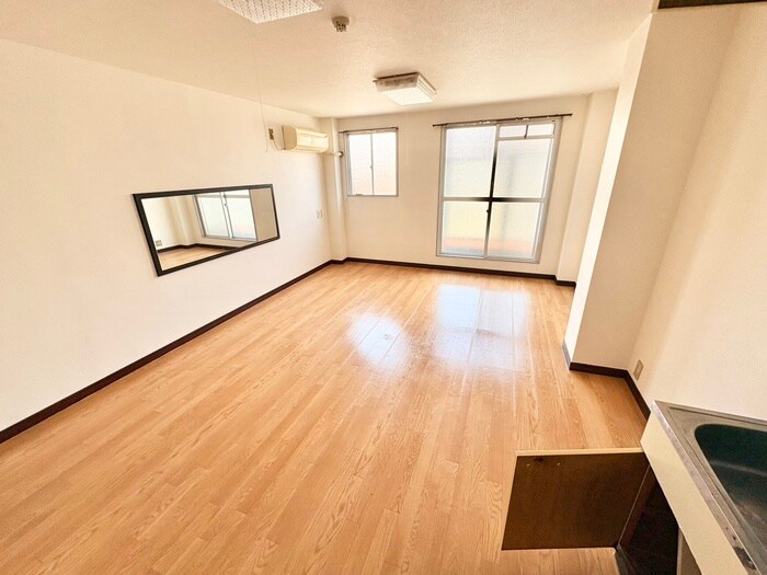 物件内観写真10　(居室)