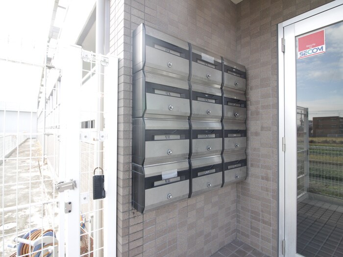 物件外観写真5　(建物設備)